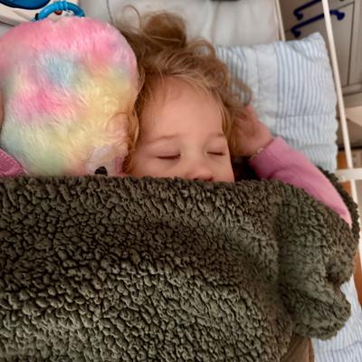 89586599 176213267797259 R